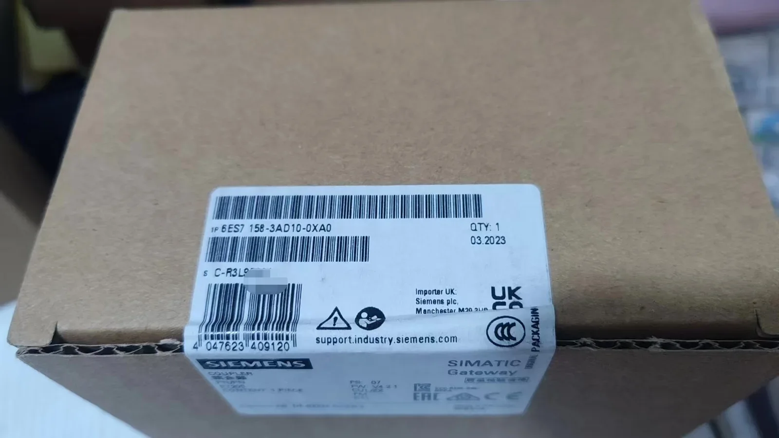 Siemens 6ES7158-3AD10-0XA0 Industrial Automation Component — product photo 1 of 4