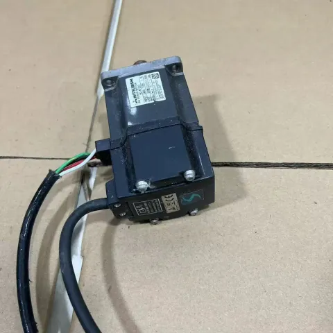 Mitsubishi Electric HC-KFS43 Motor & Drive Component — product photo 9 of 9
