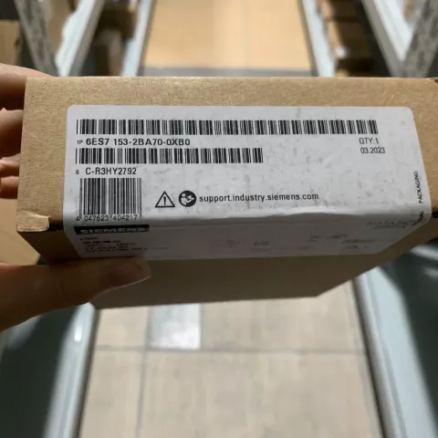 Siemens 6ES7153-2BA70-0XB0 I/O Module — product photo 3 of 4