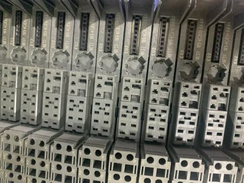 Siemens 6ES7193-4CB30-0AA0 Industrial Automation Component product photo 1