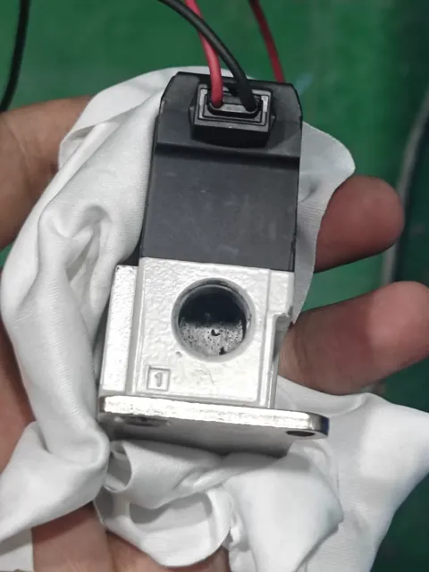 SMC VT307-5H1-02-F Industrial Automation Component product photo 3