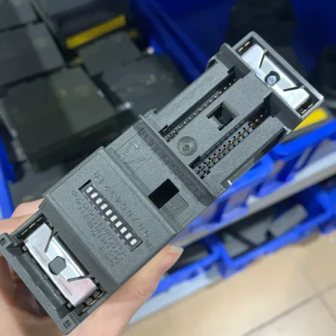 Siemens 6ES7 336-4GE00-0AB0 Industrial Automation Component — product photo 13 of 22