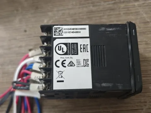 OMRON E5CC-RX2ASM-800 Industrial Control Board product photo 4