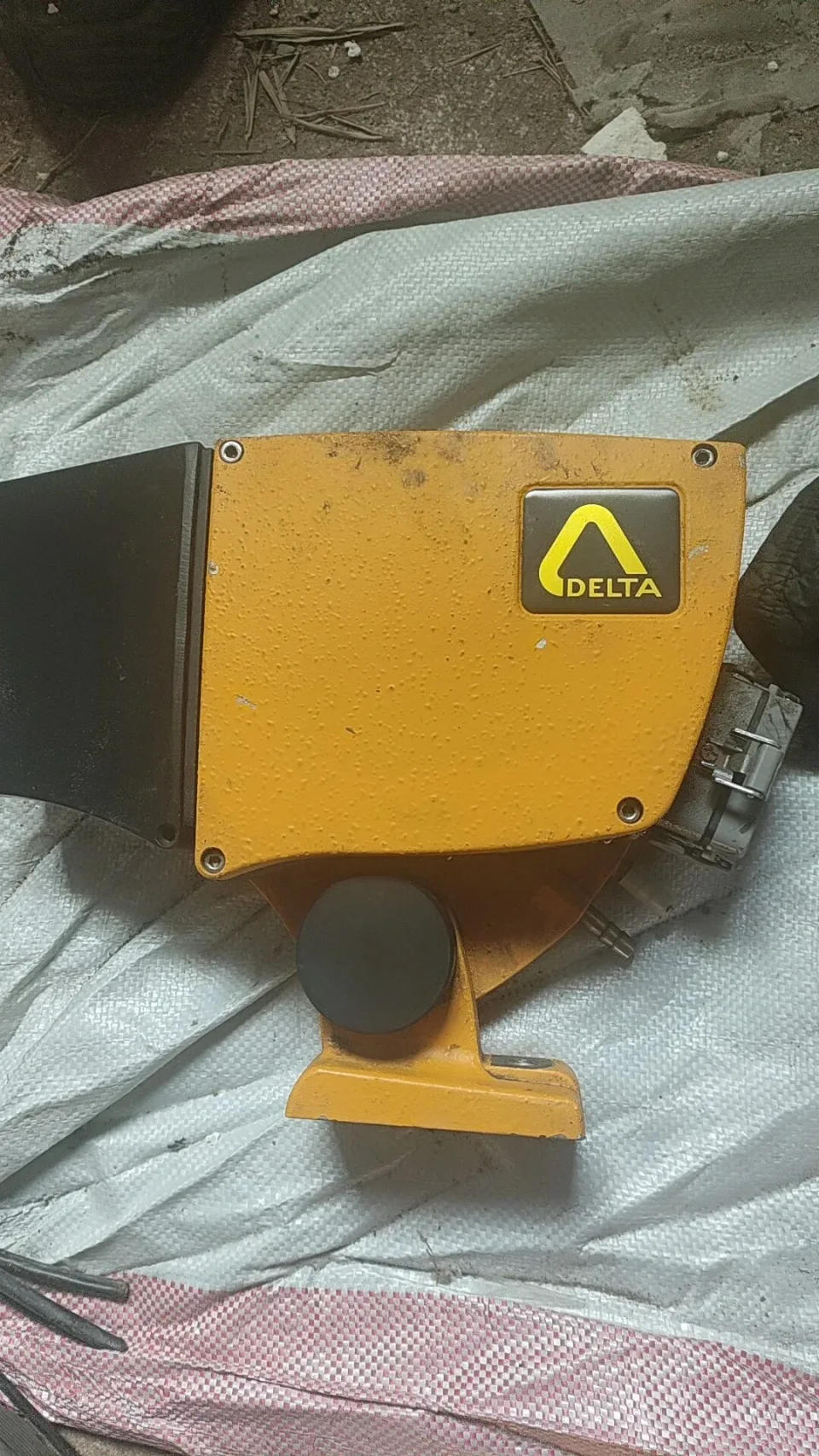 DELTA Sensor DC4030-L Industrial Automation Component product photo 1