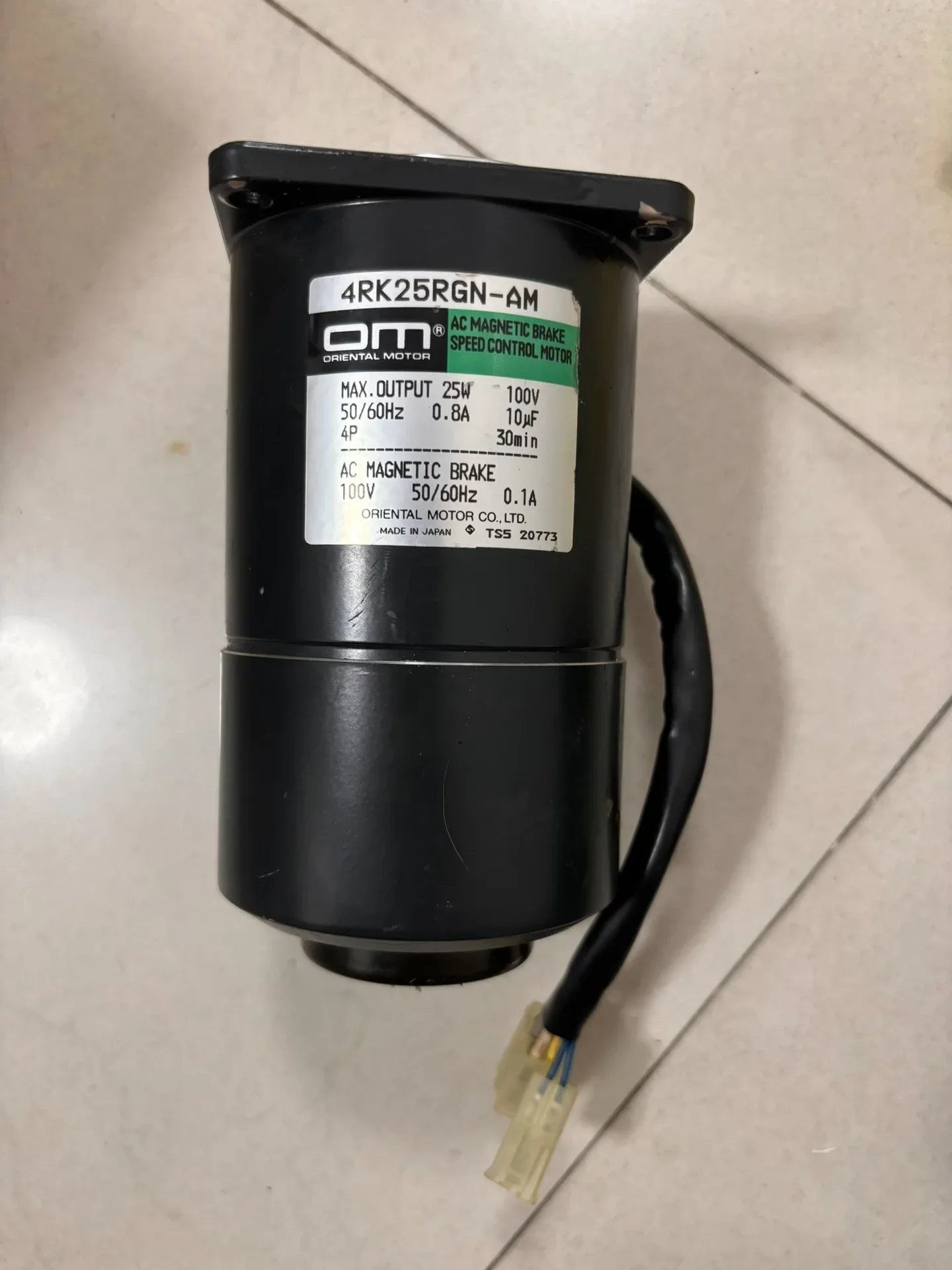 Oriental Motor 4RK25RGN-AM Motor & Drive Component product photo 1