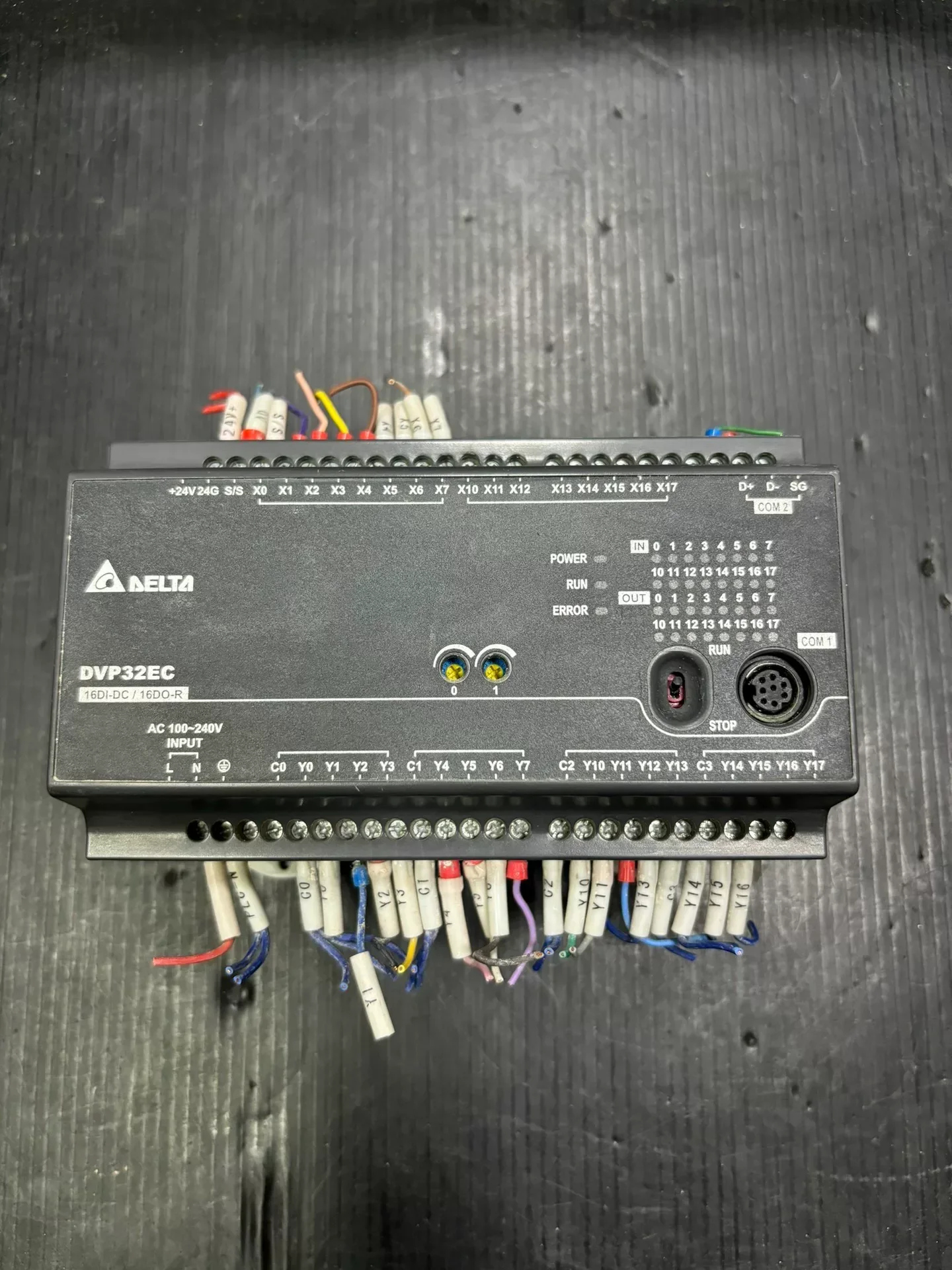 Delta DVP32EC00R3 PLC Module — product photo 1 of 21