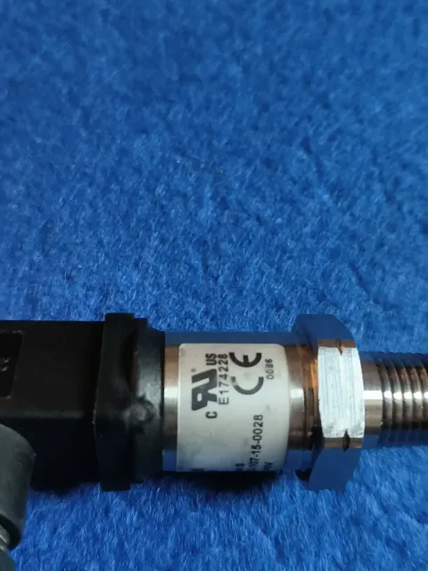 Gems Sensors & Controls 3200B0400S02BR00 Industrial Sensor product photo 4