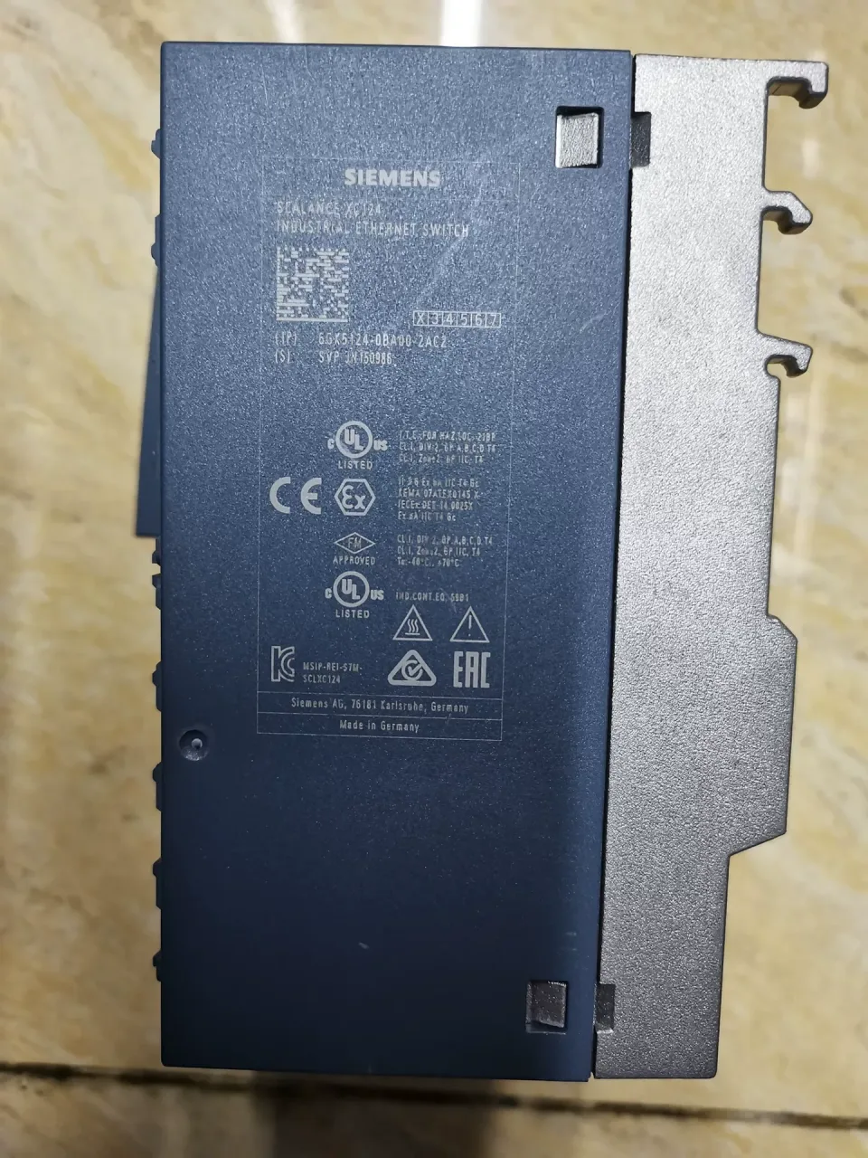 Siemens 6GK5124-0BA00-2AC2 Industrial Sensor product photo 1
