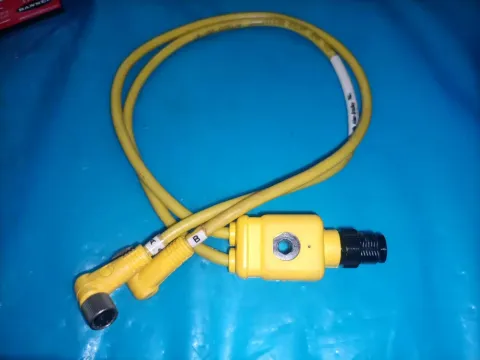 Allen-Bradley 879P-R3ABD4M-0M3 Industrial Automation Component product photo 1