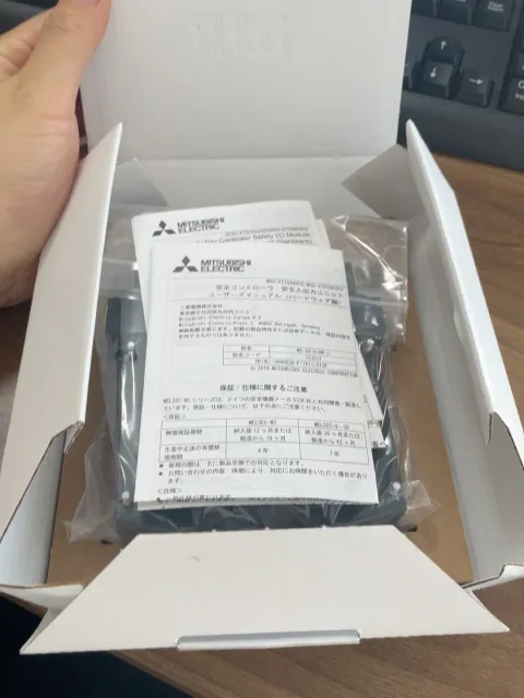Mitsubishi Electric / SICK WS0-XTIO84202 I/O Module product photo 4