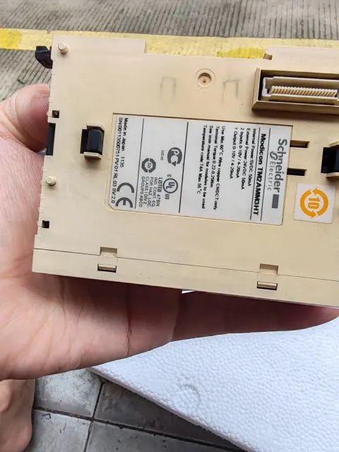 Schneider Electric TM2AMM3HT I/O Module product photo 6
