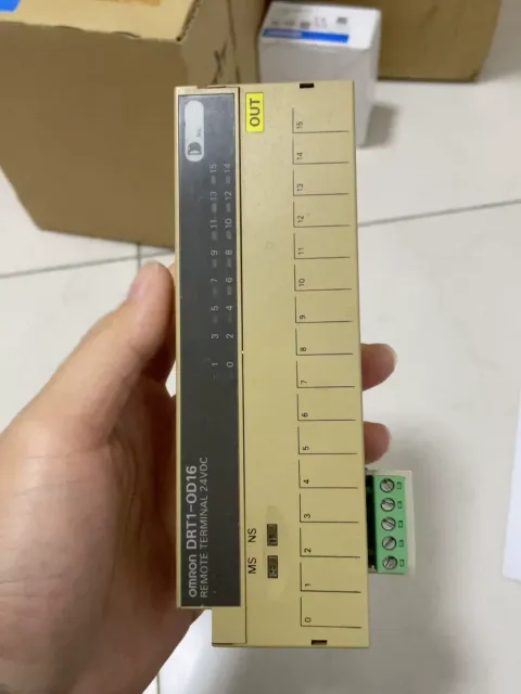 OMRON DRT1-OD16 Industrial Automation Component — product photo 5 of 8
