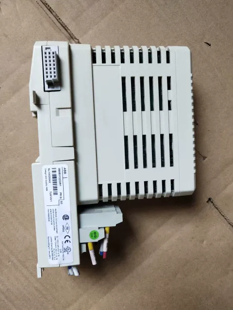 ABB AO810V2 / AI830A / AI835A / AI810 I/O Module product photo 8