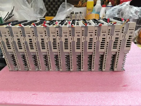 White Label SGDV-2R8A01B002 Motor & Drive Component product photo 2