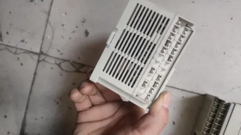 Mitsubishi Electric FX1S-30MT-001 PLC Module — product photo 7 of 24