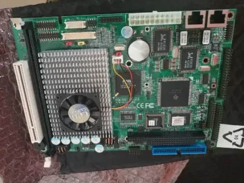 AAEON PCM-6892 A1.0 Industrial Control Board — product photo 1 of 2