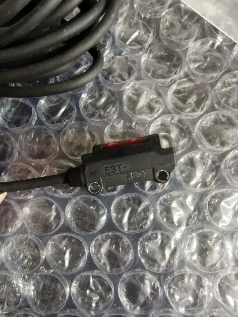 Omron E3T-SL21 Industrial Sensor product photo 2