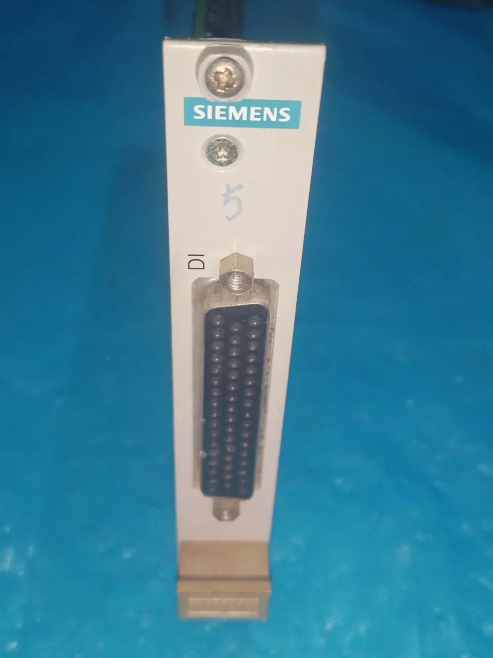 Siemens 6AR1302-0AE00-0AA0 I/O Module product photo 1