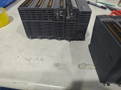 Mitsubishi Electric QD75D4 Motor & Drive Component — product photo 36 of 36