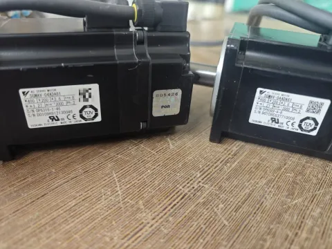 Yaskawa SGMJV-04ADA61 Motor & Drive Component product photo 3