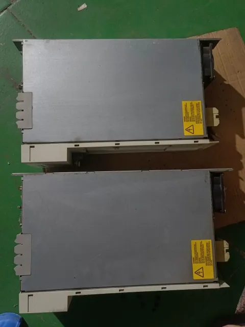 Siemens 6SE7024-1EP85-0AA1 Power Electronics Module product photo 4