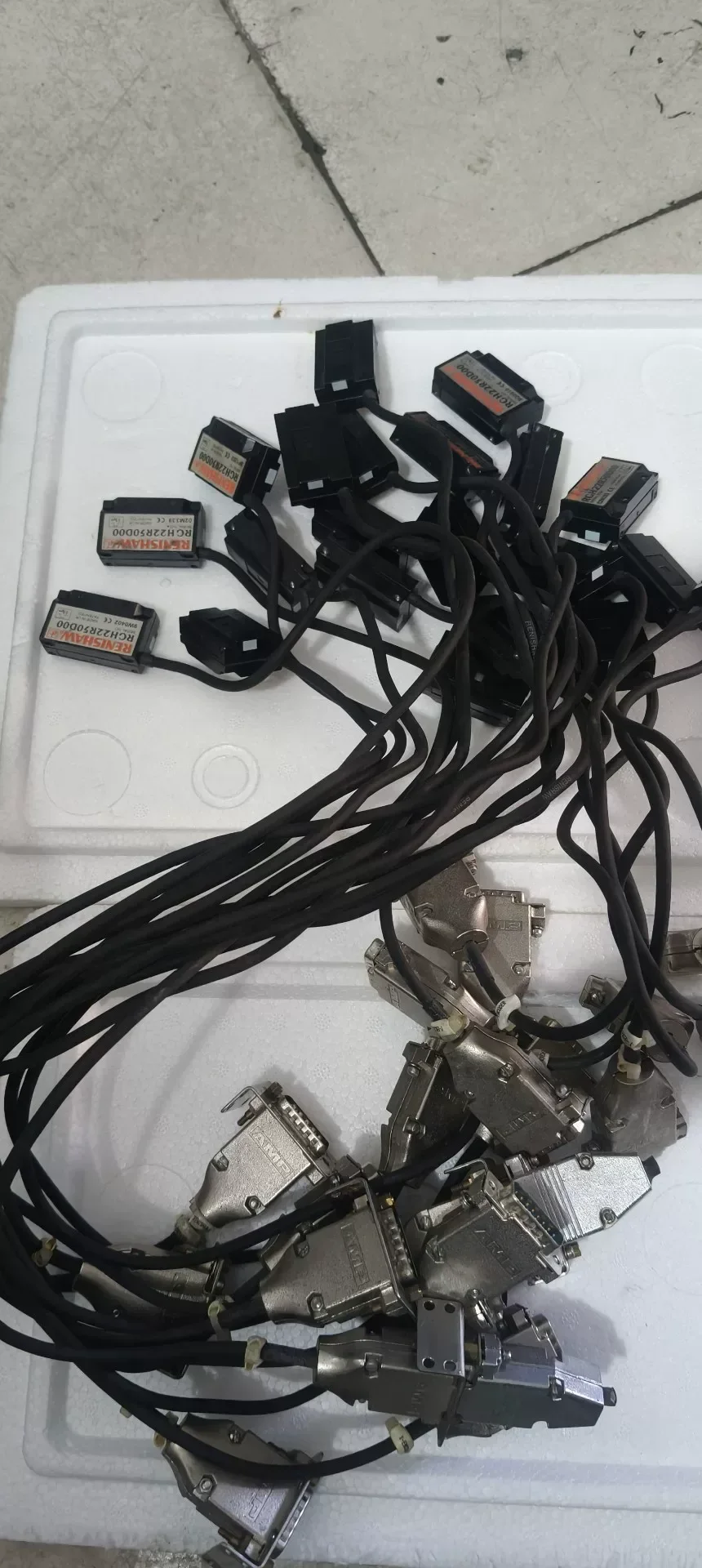 Renishaw RGH22R30D00 Industrial Encoder product photo 1