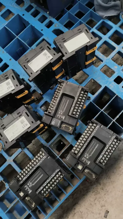 OMRON CP1E-N30SDT-D Ver.1.1 PLC Module product photo 2