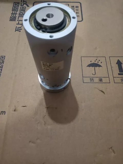 SMC MQR8-M5 Industrial Automation Component — product photo 7 of 9