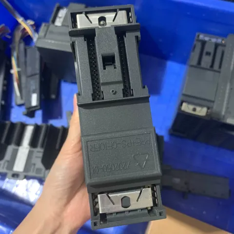 Siemens 6ES7321-1BH02-0AA0 Industrial Automation Component — product photo 8 of 12