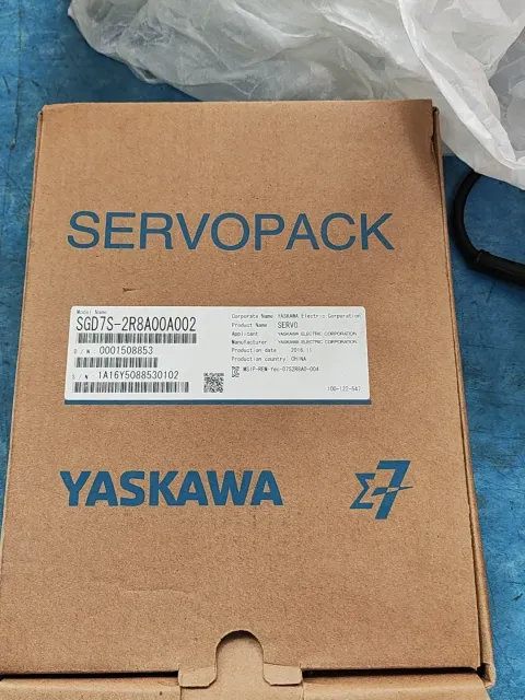Yaskawa SGD7S-2R8A00A002 Motor & Drive Component — product photo 3 of 12