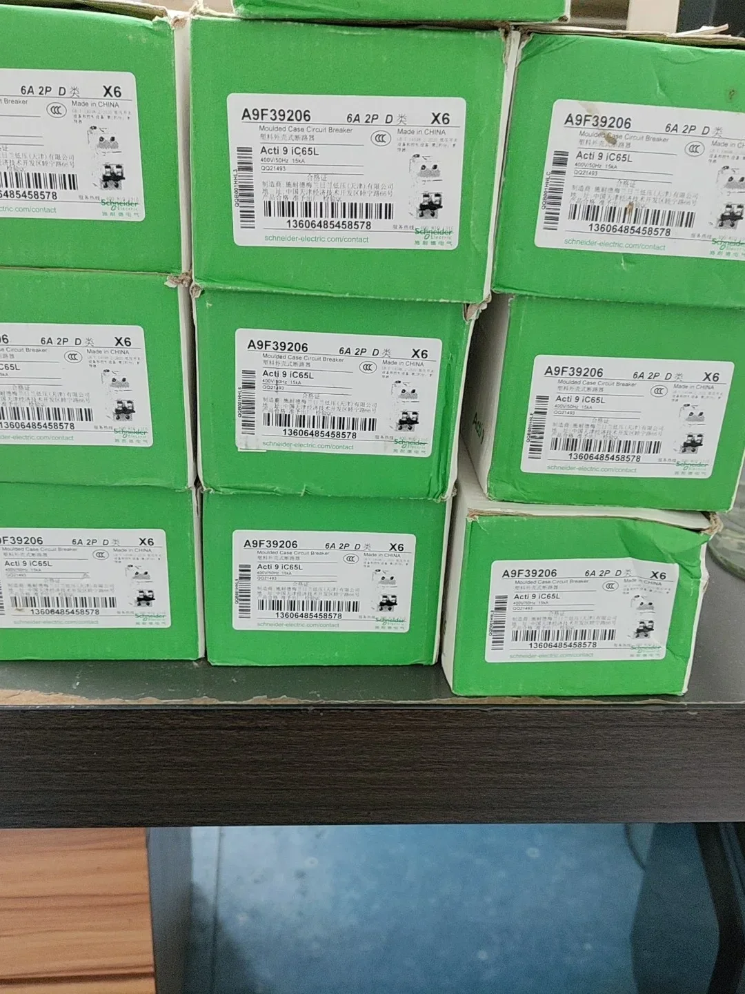Schneider Electric A9F39206 Industrial Automation Component product photo 1