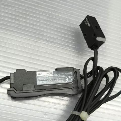 KEYENCE LV-N11N + LV-S62 Industrial Sensor product photo 4