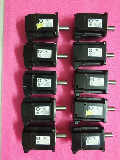 Yaskawa SGMJV-02A3A21 Motor & Drive Component product photo 2