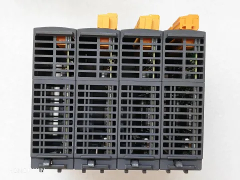 Mitsubishi Electric QJ71C24N-R4 Industrial Automation Component — product photo 16 of 48