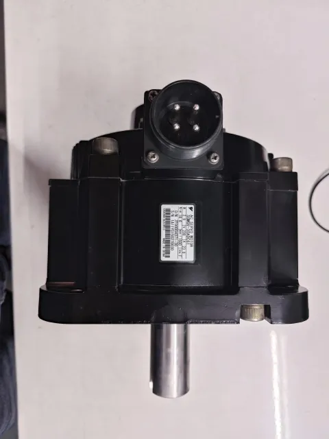 Yaskawa SGMGV-30ADC61 Motor & Drive Component — product photo 27 of 37
