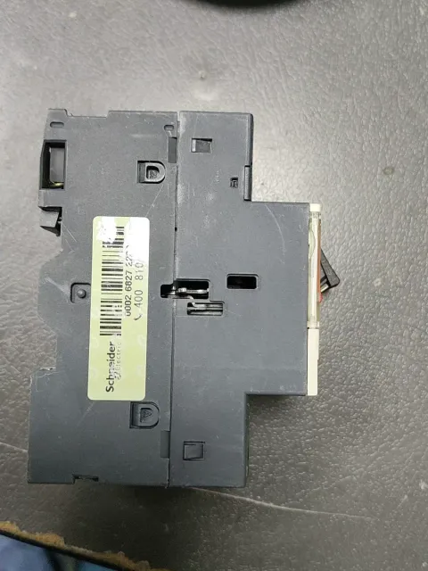 Schneider Electric GV2-ME06C Industrial Automation Component — product photo 2 of 6