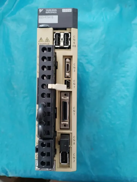 Yaskawa SGDV-R70A11B Motor & Drive Component product photo 1