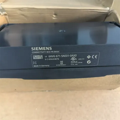 Siemens 6AV6671-5AE01-0AX0 Industrial Automation Component product photo 3