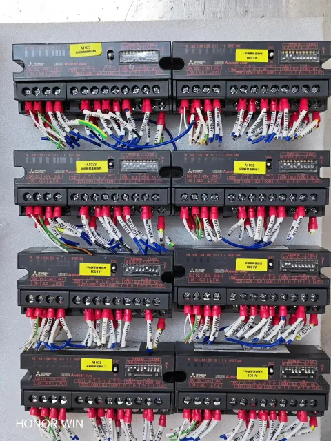 Mitsubishi Electric AJ65SBT-64AD Industrial Automation Component — product photo 21 of 38