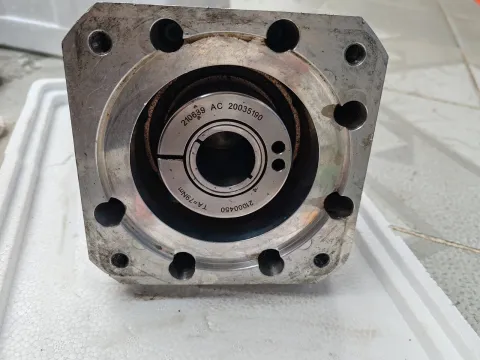 WITTENSTEIN alpha SP 100S-MF1-7-2K0-HAL Motor & Drive Component product photo 3