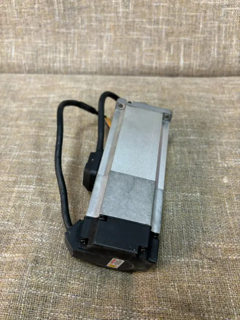 White Label SV-X3MH040A-B2LA Motor & Drive Component product photo 3