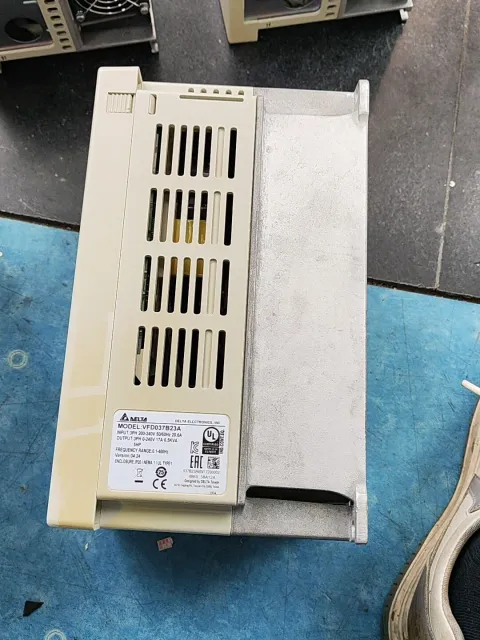 Delta VFD037B23A Motor & Drive Component — product photo 6 of 8