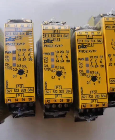 Pilz PNOZ XV1P 30/24VDC / 777602 Industrial Relay product photo 3