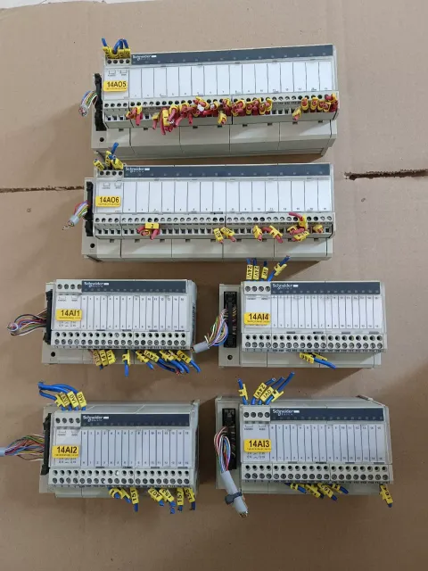 Schneider Electric ABE7H16R11 I/O Module product photo 1