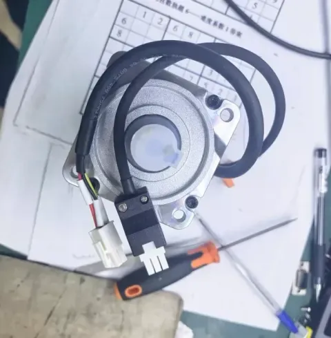 AC Servo Motor DB80-02430A6-A Motor & Drive Component product photo 2