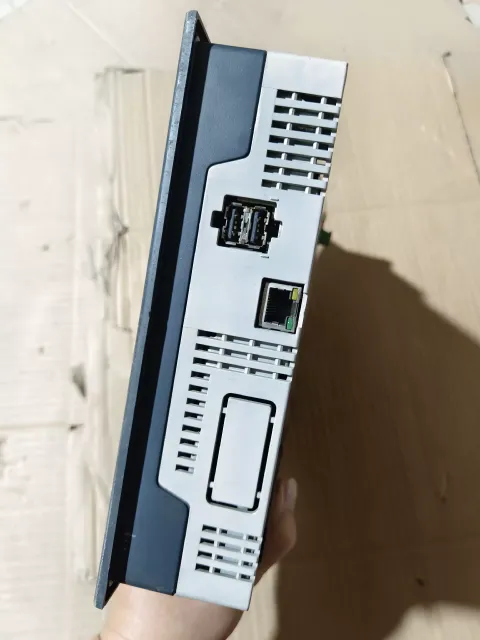 Schneider Electric / Telemecanique XBTGT5330 Industrial Automation Component product photo 8