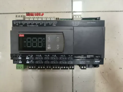 Danfoss 084B4083 Industrial Control Board product photo 1