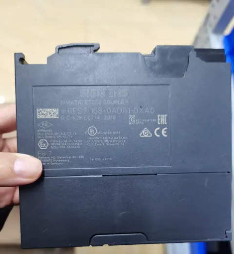 Siemens 6ES7158-0AD01-0XA0 I/O Module — product photo 5 of 7