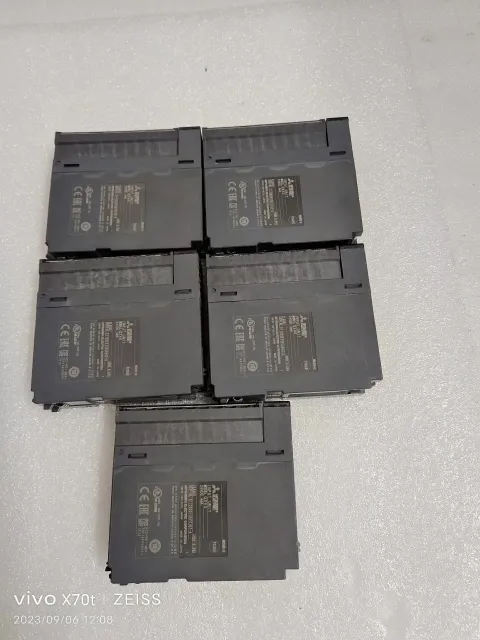 Mitsubishi Electric QX40 Industrial Automation Component — product photo 55 of 57