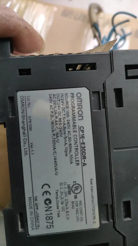 OMRON CP1E-E30DR-A V1.1 PLC Module — product photo 11 of 16
